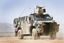 R-400（M101 CROWS）を搭載したブッシュマスターIMV。