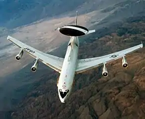 アメリカ空軍のE-3
