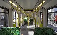 車内