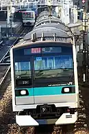 JR東日本E233系2000番台の多摩急行（2018年1月）