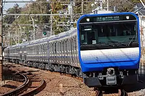 横須賀線を走るE235系1000番台(2020年12月 北鎌倉駅 - 鎌倉駅間)