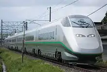 E3系2000番台（旧塗装・2009年5月 高畠駅 - 赤湯駅間）