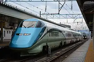 とれいゆ つばさ（2016年10月  山形駅）