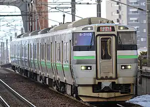 北海道地区での多灯式前照灯の例JR北海道733系電車