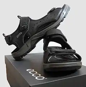Ecco のサンダル.