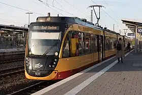 トラムトレイン用車両のET2010(2018年撮影)