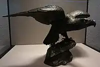 鈴木長吉作『鷲置物』1892年。東京国立博物館所蔵