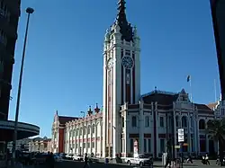 バッファローシティー政府庁舎(旧イースト・ロンドン市政府庁舎)