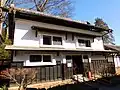 母屋東蔵