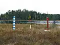 フィンランド・ロシア間の国境。画像左側がフィンランド。