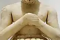 祈りを捧げる結ばれた手。