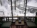 守門川に臨む客室