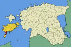 サーレ県(黄色)、サルメ郡(赤)の地図.