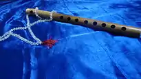 インドの古典的な8孔の竹笛。