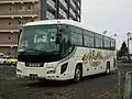 栄和交通の貸切バス車両（東京営業所所属、いすゞ・ガーラ）
