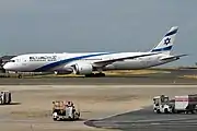 ボーイング787-9