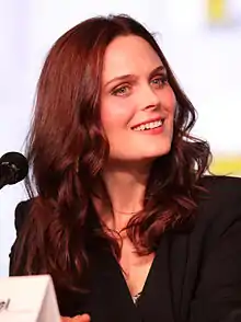 エミリー・デシャネルEmily Deschanel