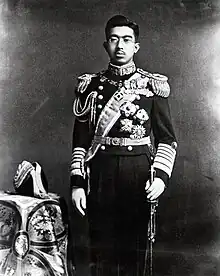 海軍正装姿の昭和天皇1928年撮影