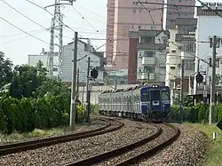 区間車