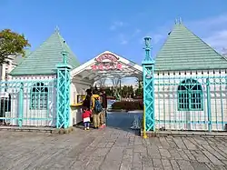 お菓子の城