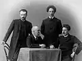 左からKonstantin Ėrberg（ロシア語版）､ソログープ､チュルコフ､ブローク(1908年)