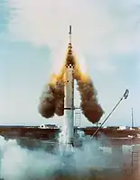 MR-1の脱出ロケットが発射された瞬間