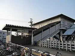 江曽島駅東口