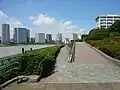 中段（左の通路）