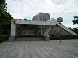 出口1出口1（2012年6月）