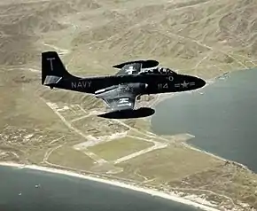 飛行するF2H-2 125663号機(VF-11戦闘飛行隊所属、1952年10月20日撮影)