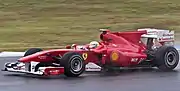 第11戦ドイツGPでのF10。エンジンカバーが赤1色となっている。
