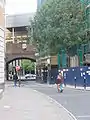 タワーヒル駅方面への出入口