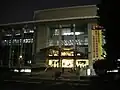 夜の図書館