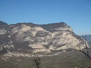ロヴェレー・デッラ・ルーナの風景