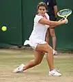 2010年ウィンブルドン選手権ジュニア女子ダブルスでプレーするチリのFernanda Brito