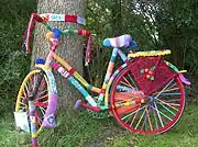 ヤーンボミングされた自転車(Baykedevries作、2011年、オランダ)