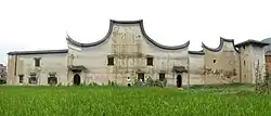 坂東鎮坂中村の伝統家屋