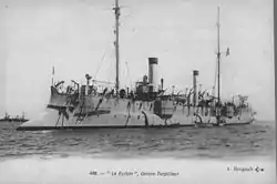 三等巡洋艦「フォルバン」。 1900 トン台の小型巡洋艦。