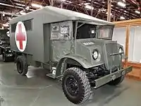 救急車型。