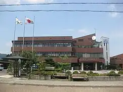 旧五個荘町役場庁舎(1978年築)
