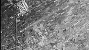 旧熊本空港の白黒空中写真(1969年撮影)国土交通省 国土地理院 地図・空中写真閲覧サービスの空中写真を基に作成