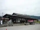 駅舎(2017年8月、路線廃止後)