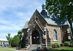 Memorial Hall (Foxborough, Massachusetts)