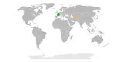 FranceとUzbekistanの位置を示した地図