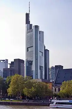 コメルツ銀行タワー