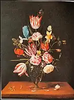 ガラスの花瓶の花