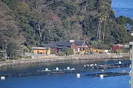 島内施設