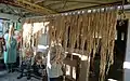 9.ノシイレ後の乾燥。（湿気がわずかでも残っていると、保管中にカビが生える。）