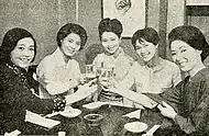石井 ふく子