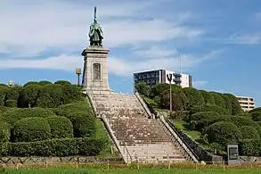 亀山上皇像（東公園（福岡市））（2009年8月）